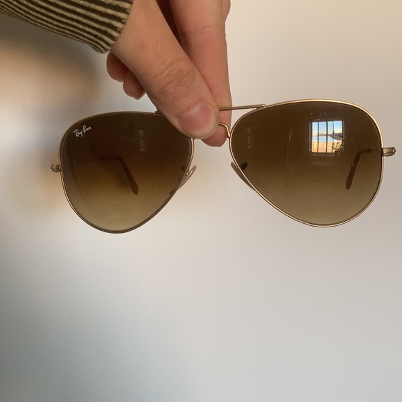 Gold aviator Ray-Ban sunglasses - Picture 5 of 5